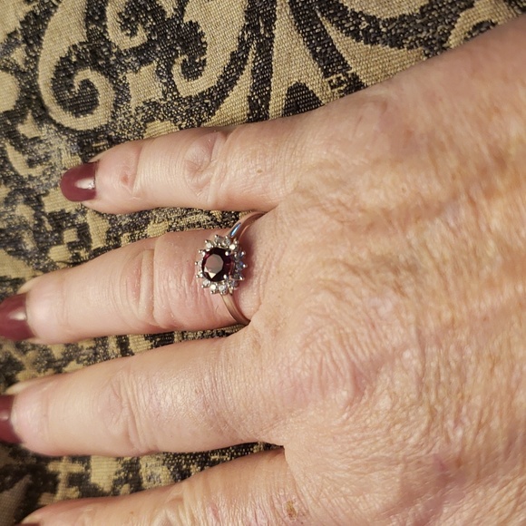 Tanzanian Rhodolite Garnet Sunburst Ring in Platinum Over Sterling Silver - Picture 8 of 8